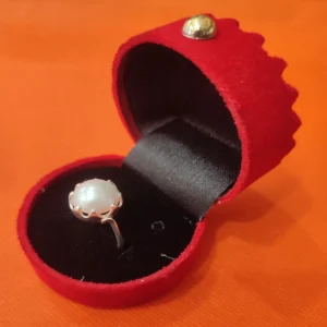 Genuine pearl sterling silver ring for women with classic setting